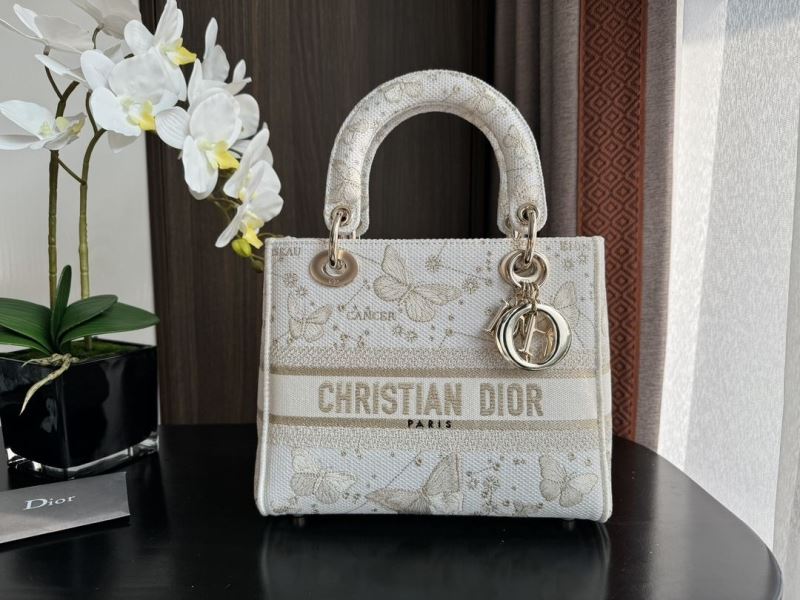 Dior Shopping Bags